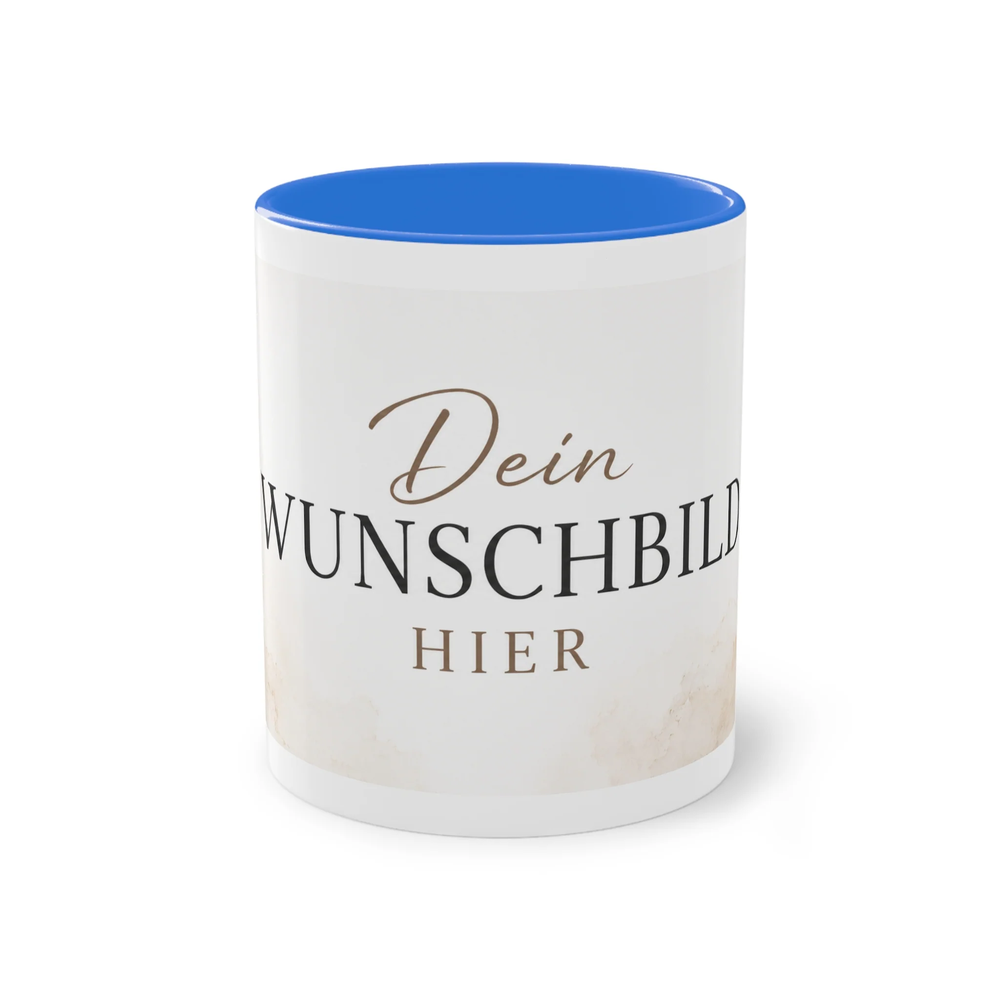 Vorderansicht einer personalisierten Two-Tone Keramiktasse mit blauem Innenbereich und Platzhalter für ein individuelles Wunschbild.