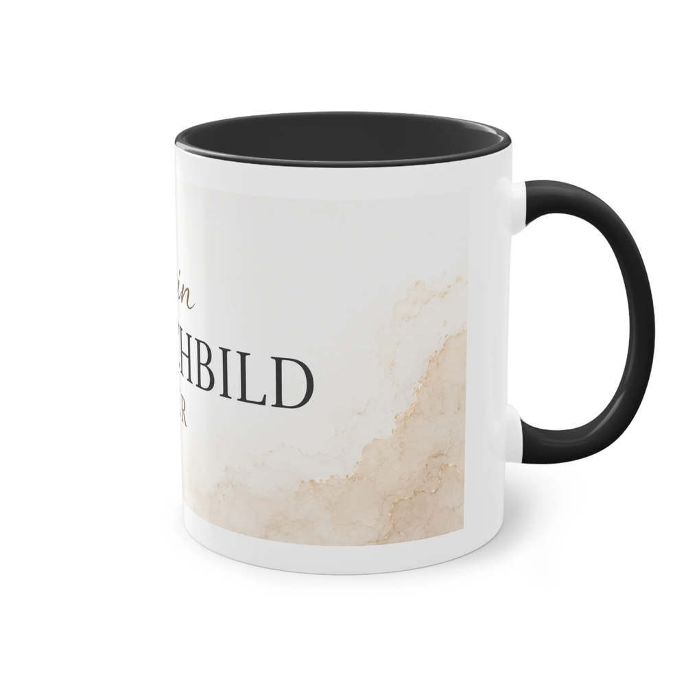 Seitenansicht einer personalisierten Two-Tone Keramiktasse mit schwarzem Henkel und schwarzem Innenbereich sowie Platz für ein individuelles Wunschbild.