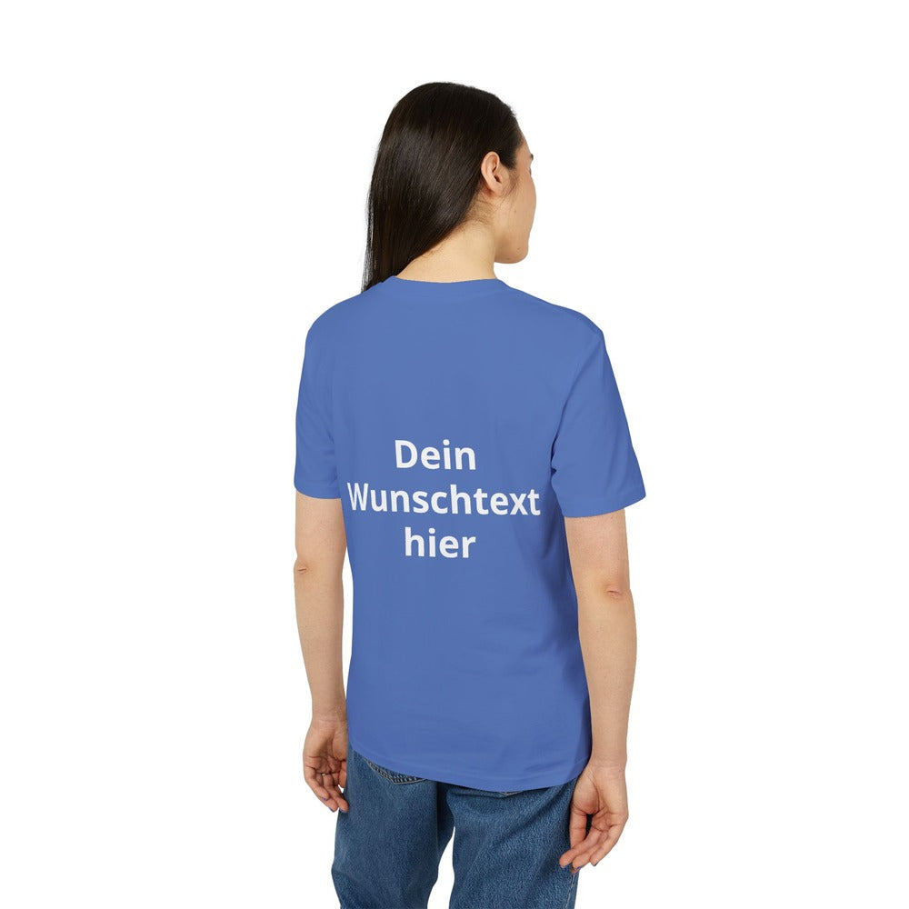 Damenmodel mit leuchtend blauem T-Shirt und dem Beispieltext „Dein Wunschtext hier“