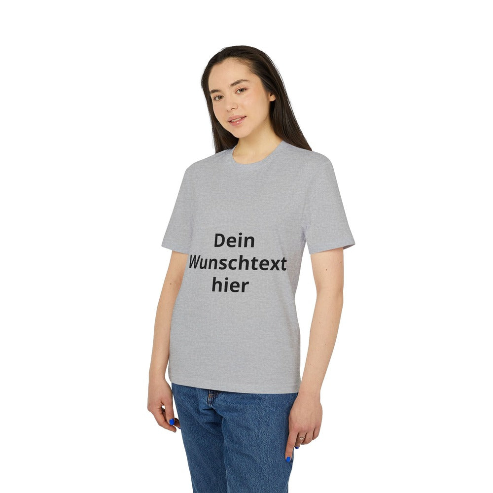 Damenmodel mit grauem T-Shirt und dem Beispieltext „Dein Wunschtext hier“